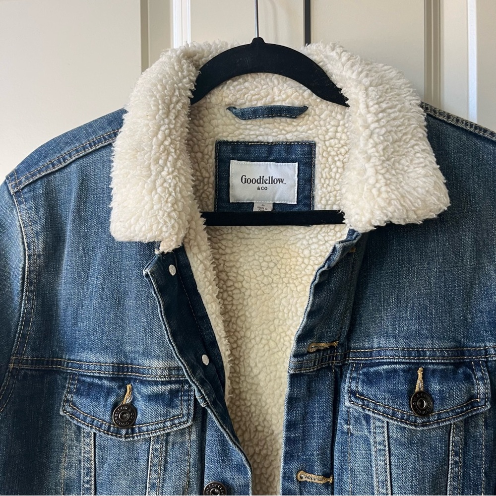 Denim Sherpa winter jacket - Goodfellow & co, size small - Picture 4 of 7